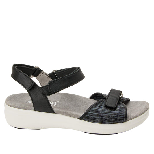 Alegria by PG Lite Women's Qali