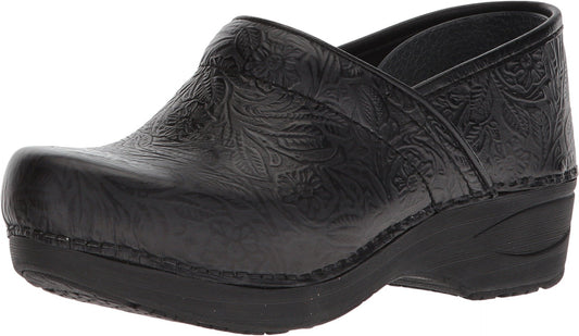 Dansko XP 2.0 Clogs - Lightweight Slip-Resistant Footwear for Comfort and Support - Ideal for Long Standing Professionals - Food Service, Healthcare Professionals